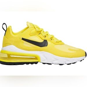 Nike Air Max 270 React in the "Opti Yellow" color-way. 🖤💛
Women’s Size 7